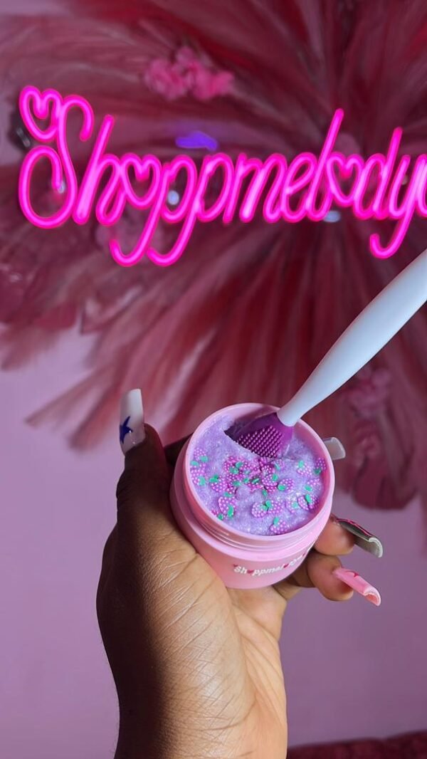 714f037f-3dd7-4035-8736-10dd798b7039 Lipscrub