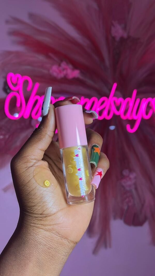 acfe9752-3d5e-42f8-bf21-798e93499d3a Lemonade Lip Gloss 🍋