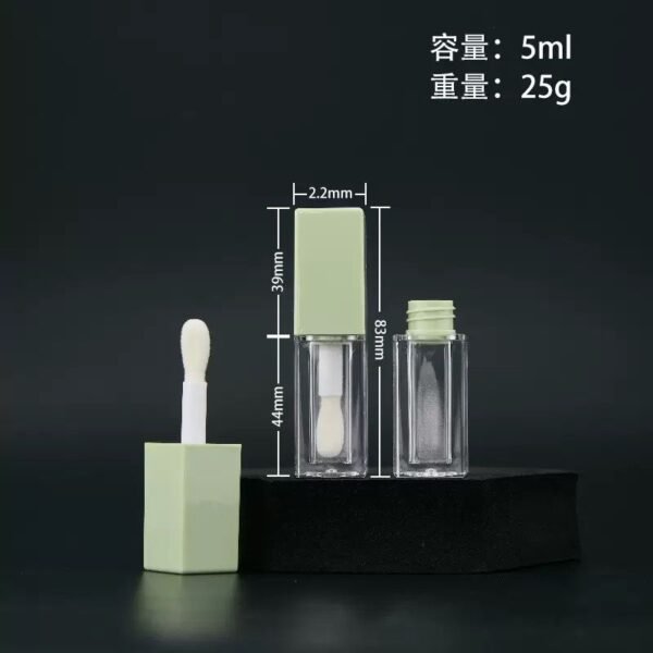 bccfbd4d-64e1-4a4c-9489-5175ac43b289 Kylie Tubes (5ml)