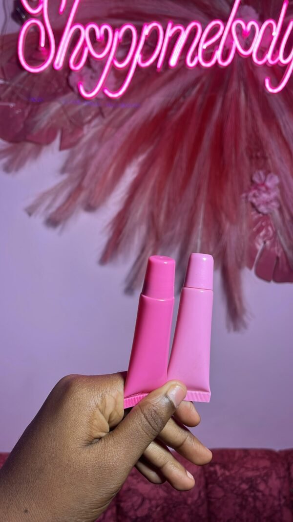 cd2f3e81-50e0-4bf8-b85a-bdbf4eb39d68 Pink Lips Squeeze Tube